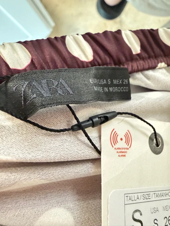 NEW Zara Maroon Polka Dot Midi Skirt Size Small 36343 - Picture 6 of 11